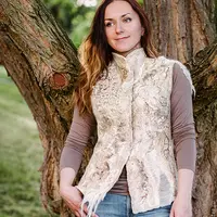 Фактурный жилет с флисом